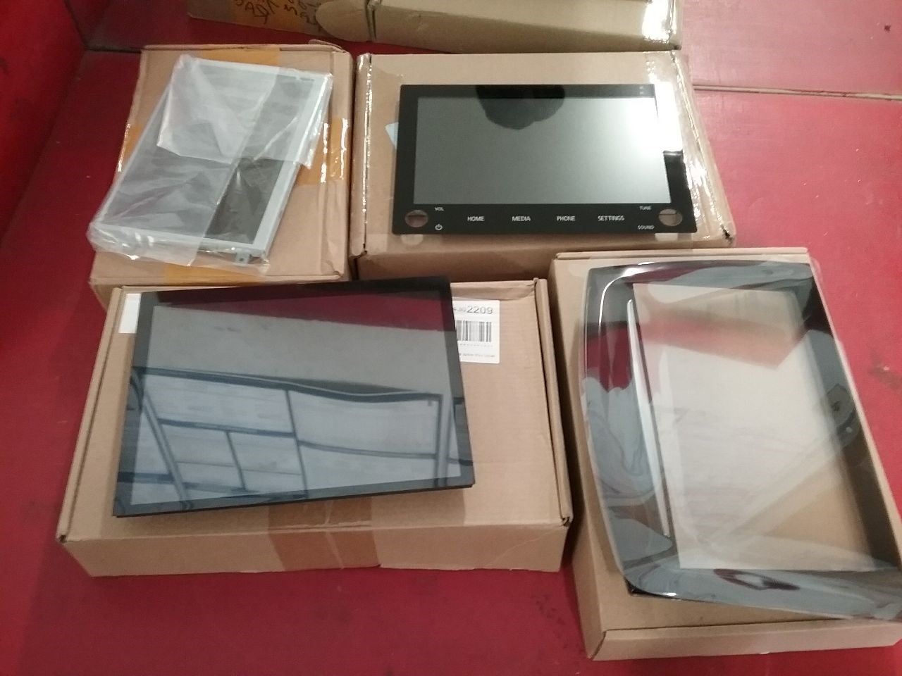 https://f005.backblazeb2.com/file/img-partshotlines-com/Inventory/EC176/Inventory/1052362_01.jpg