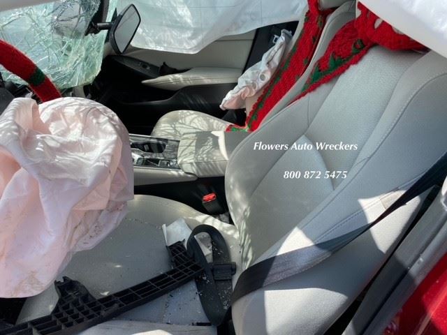 https://f005.backblazeb2.com/file/img-partshotlines-com/Inventory/EC176/Vehicle/100276_05.jpg