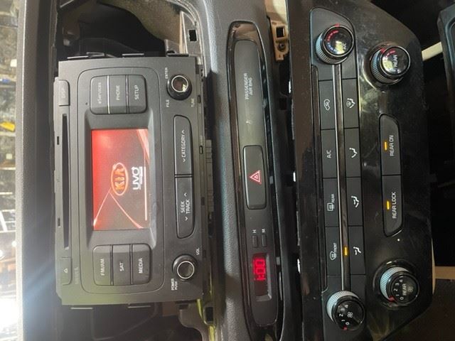 https://f005.backblazeb2.com/file/img-partshotlines-com/Inventory/EC176/Vehicle/106619_08.jpg