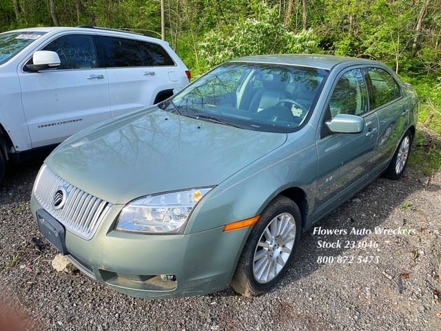 https://f005.backblazeb2.com/file/img-partshotlines-com/Inventory/EC176/Vehicle/111045_01.jpg