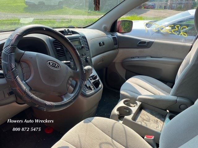 https://f005.backblazeb2.com/file/img-partshotlines-com/Inventory/EC176/Vehicle/111712_04.jpg