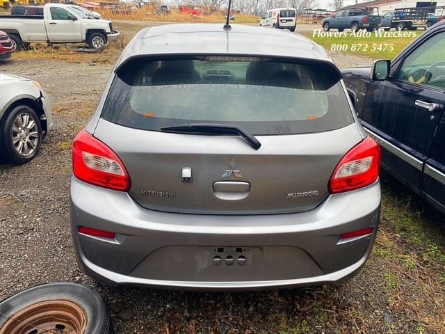 https://f005.backblazeb2.com/file/img-partshotlines-com/Inventory/EC176/Vehicle/114209_04.jpg