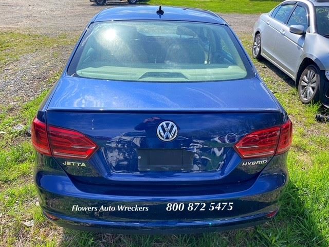 https://f005.backblazeb2.com/file/img-partshotlines-com/Inventory/EC176/Vehicle/114914_05.jpg