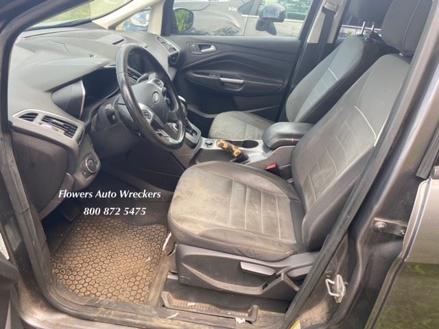 https://f005.backblazeb2.com/file/img-partshotlines-com/Inventory/EC176/Vehicle/115796_06.jpg