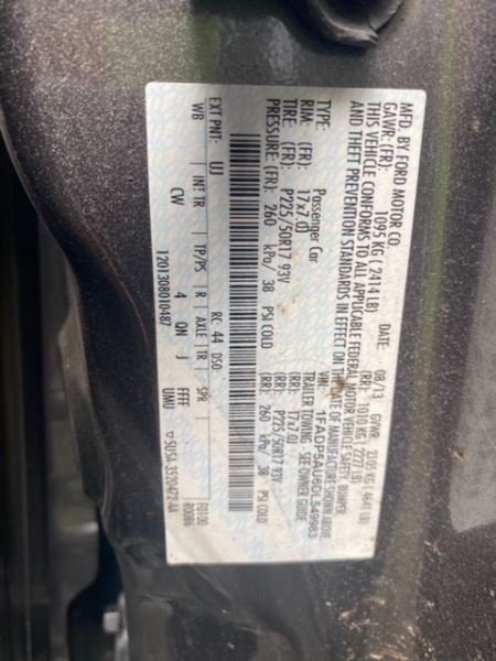 https://f005.backblazeb2.com/file/img-partshotlines-com/Inventory/EC176/Vehicle/115796_08.jpg