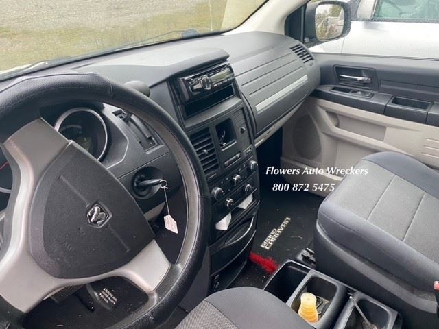 https://f005.backblazeb2.com/file/img-partshotlines-com/Inventory/EC176/Vehicle/116168_07.jpg