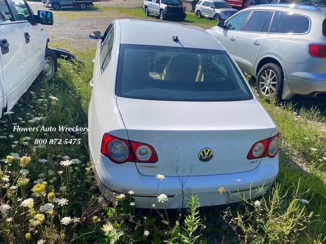 https://f005.backblazeb2.com/file/img-partshotlines-com/Inventory/EC176/Vehicle/116399_05.jpg