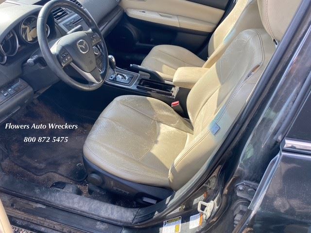 https://f005.backblazeb2.com/file/img-partshotlines-com/Inventory/EC176/Vehicle/117358_07.jpg