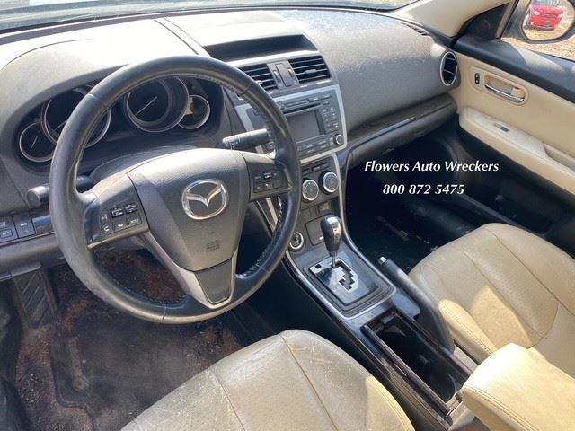 https://f005.backblazeb2.com/file/img-partshotlines-com/Inventory/EC176/Vehicle/117358_08.jpg
