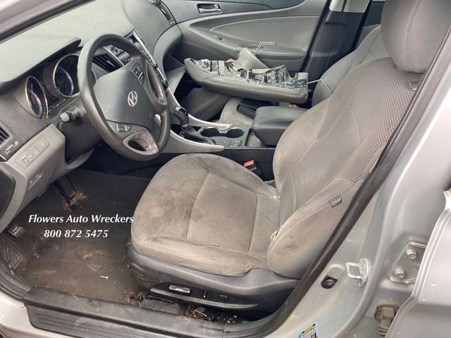 https://f005.backblazeb2.com/file/img-partshotlines-com/Inventory/EC176/Vehicle/117454_06.jpg