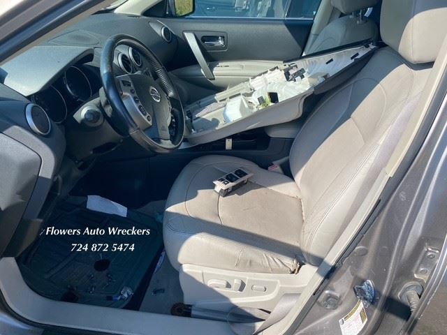 https://f005.backblazeb2.com/file/img-partshotlines-com/Inventory/EC176/Vehicle/117711_06.jpg
