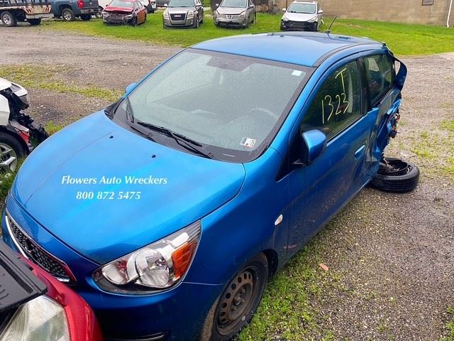 https://f005.backblazeb2.com/file/img-partshotlines-com/Inventory/EC176/Vehicle/118255_02.jpg