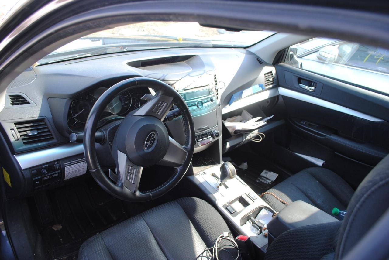 https://f005.backblazeb2.com/file/img-partshotlines-com/Inventory/EC176/Vehicle/119862_07.jpg