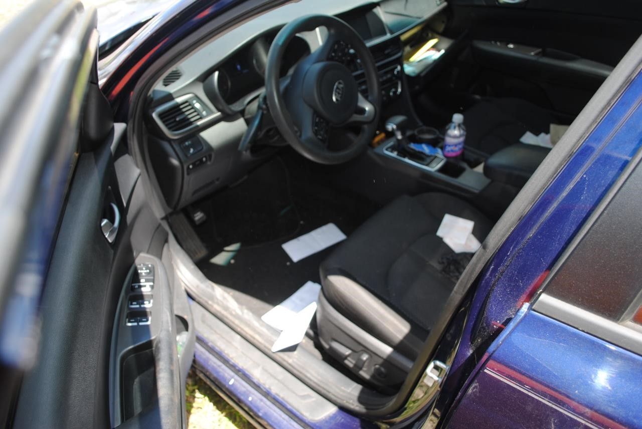 https://f005.backblazeb2.com/file/img-partshotlines-com/Inventory/EC176/Vehicle/120515_05.jpg