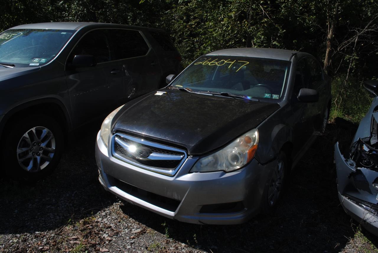 https://f005.backblazeb2.com/file/img-partshotlines-com/Inventory/EC176/Vehicle/120823_02.jpg