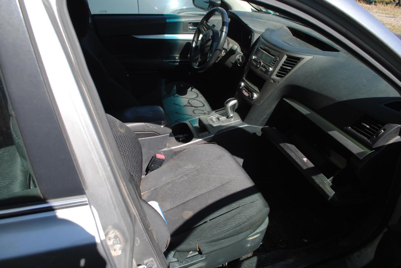 https://f005.backblazeb2.com/file/img-partshotlines-com/Inventory/EC176/Vehicle/120823_05.jpg
