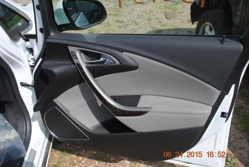 https://f005.backblazeb2.com/file/img-partshotlines-com/Inventory/EC176/Vehicle/52021_05.jpg