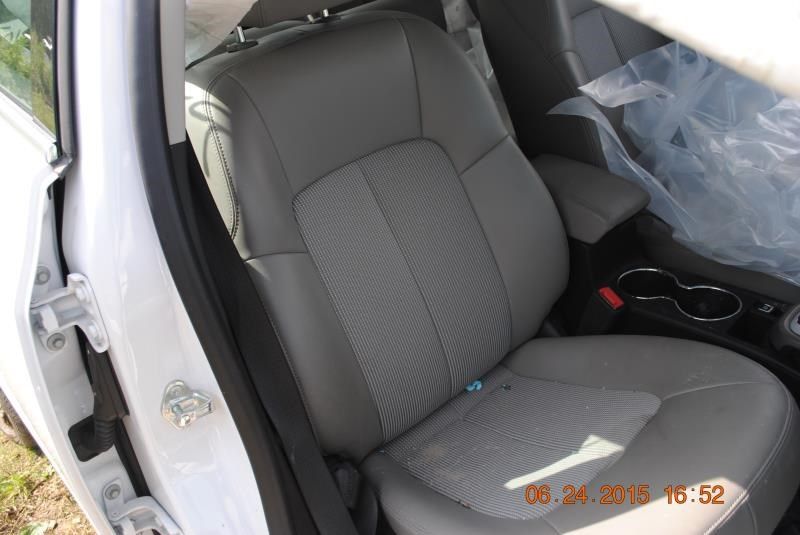 https://f005.backblazeb2.com/file/img-partshotlines-com/Inventory/EC176/Vehicle/52021_06.jpg