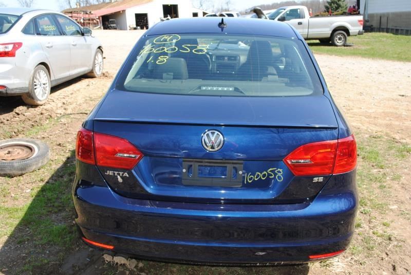 https://f005.backblazeb2.com/file/img-partshotlines-com/Inventory/EC176/Vehicle/58988_03.jpg