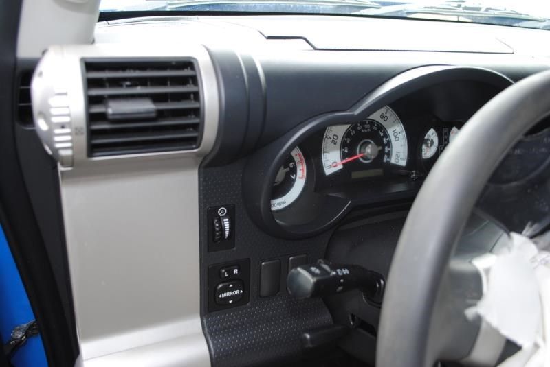 https://f005.backblazeb2.com/file/img-partshotlines-com/Inventory/EC176/Vehicle/59826_11.jpg