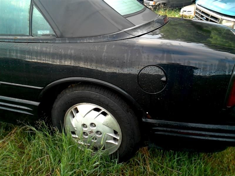 https://f005.backblazeb2.com/file/img-partshotlines-com/Inventory/EC176/Vehicle/61173_04.jpg