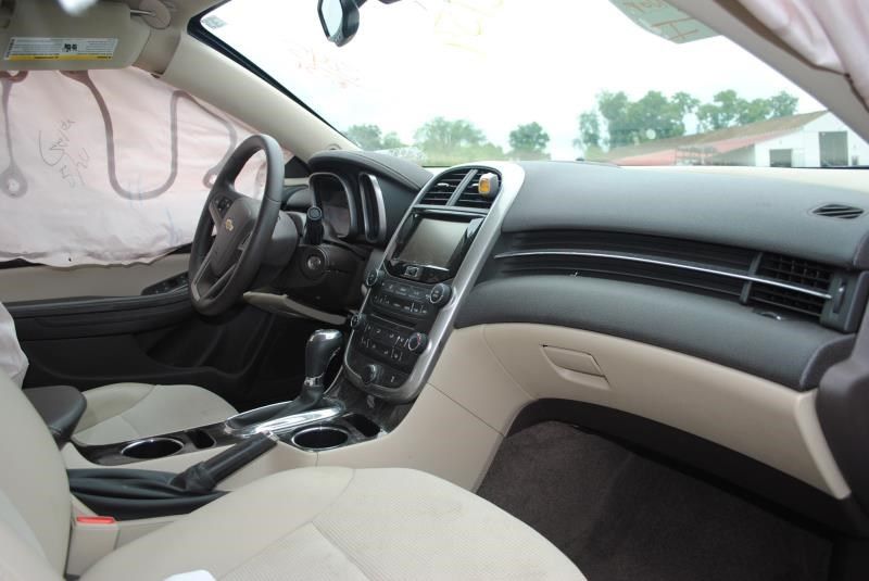 https://f005.backblazeb2.com/file/img-partshotlines-com/Inventory/EC176/Vehicle/61441_07.jpg