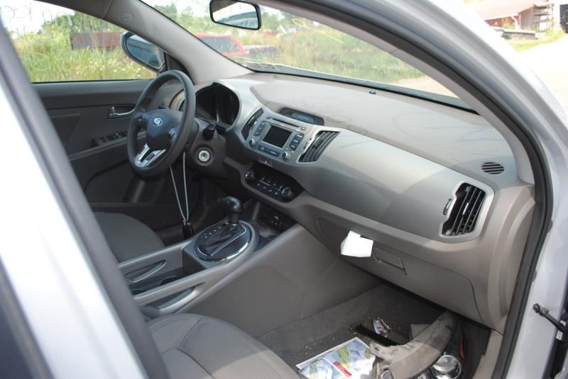 https://f005.backblazeb2.com/file/img-partshotlines-com/Inventory/EC176/Vehicle/61622_04.jpg