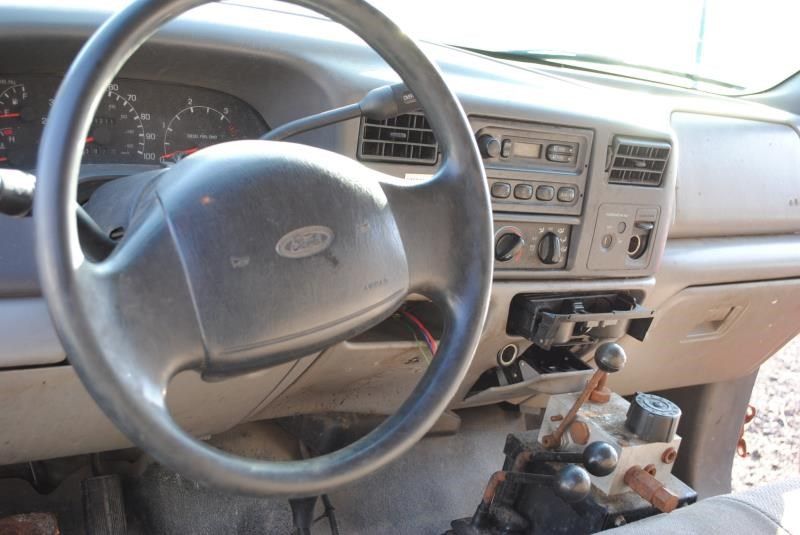 https://f005.backblazeb2.com/file/img-partshotlines-com/Inventory/EC176/Vehicle/67708_04.jpg