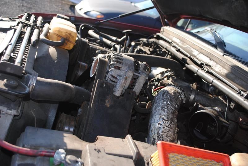 https://f005.backblazeb2.com/file/img-partshotlines-com/Inventory/EC176/Vehicle/67708_05.jpg