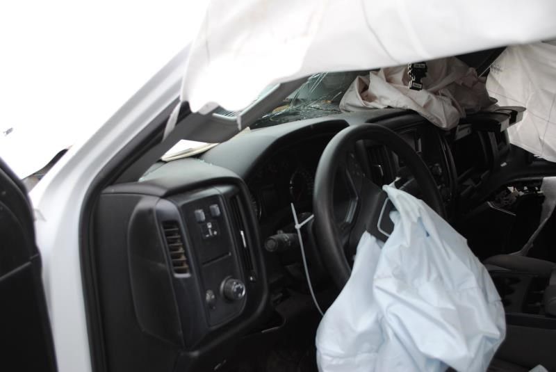 https://f005.backblazeb2.com/file/img-partshotlines-com/Inventory/EC176/Vehicle/68628_09.jpg