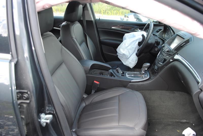 https://f005.backblazeb2.com/file/img-partshotlines-com/Inventory/EC176/Vehicle/70178_07.jpg