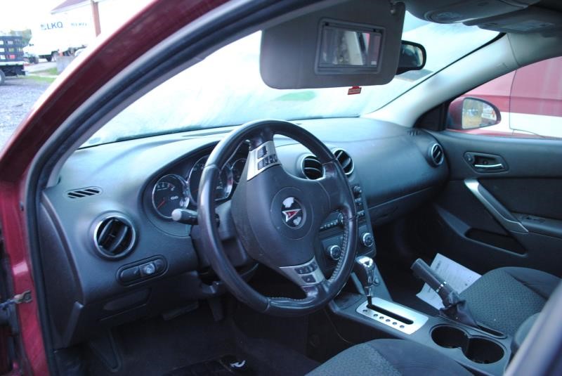 https://f005.backblazeb2.com/file/img-partshotlines-com/Inventory/EC176/Vehicle/72922_13.jpg