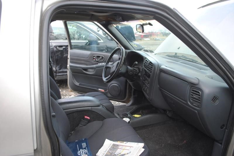 https://f005.backblazeb2.com/file/img-partshotlines-com/Inventory/EC176/Vehicle/76246_03.jpg