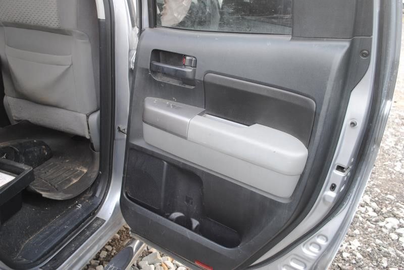https://f005.backblazeb2.com/file/img-partshotlines-com/Inventory/EC176/Vehicle/76680_09.jpg