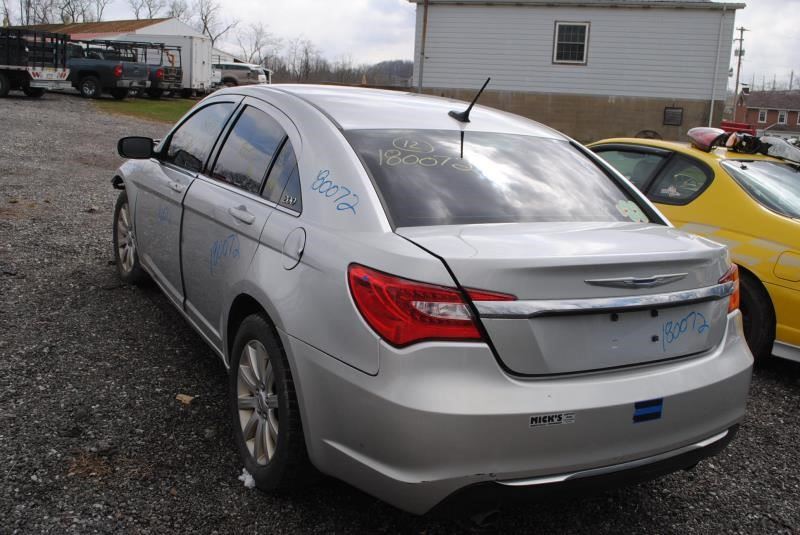 https://f005.backblazeb2.com/file/img-partshotlines-com/Inventory/EC176/Vehicle/77127_04.jpg