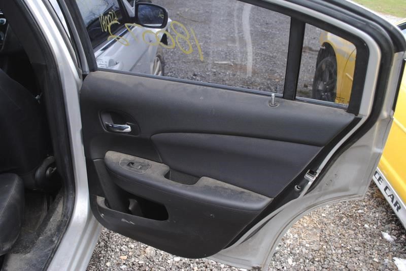 https://f005.backblazeb2.com/file/img-partshotlines-com/Inventory/EC176/Vehicle/77127_07.jpg