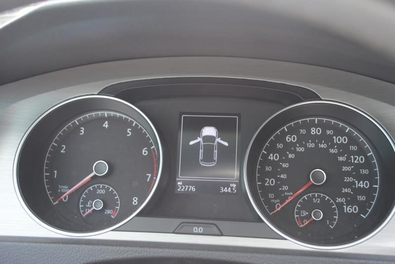 https://f005.backblazeb2.com/file/img-partshotlines-com/Inventory/EC176/Vehicle/80790_09.jpg