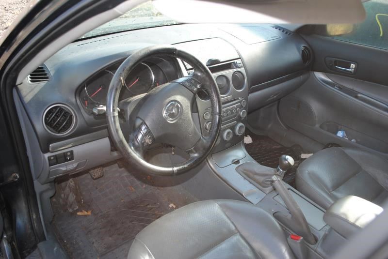https://f005.backblazeb2.com/file/img-partshotlines-com/Inventory/EC176/Vehicle/81756_09.jpg
