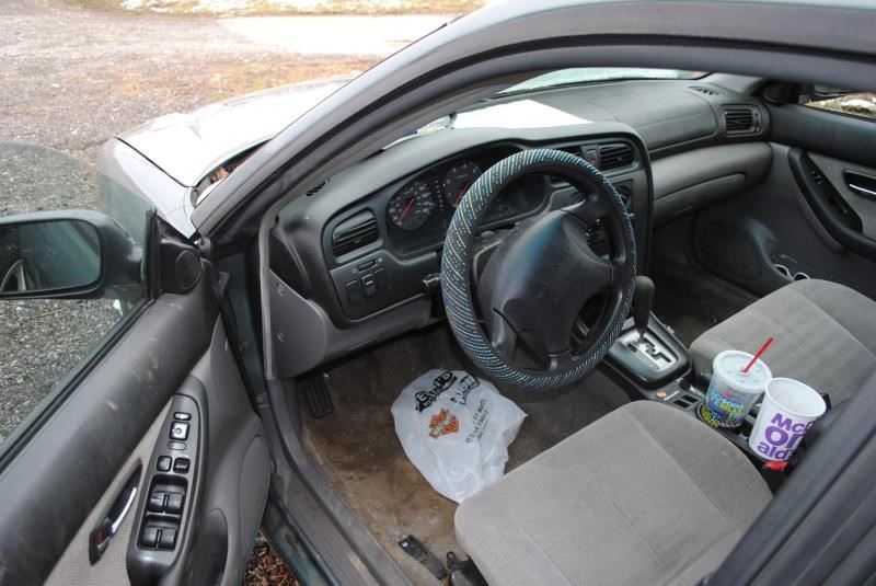 https://f005.backblazeb2.com/file/img-partshotlines-com/Inventory/EC176/Vehicle/84293_06.jpg