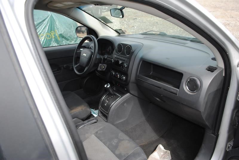 https://f005.backblazeb2.com/file/img-partshotlines-com/Inventory/EC176/Vehicle/85372_07.jpg