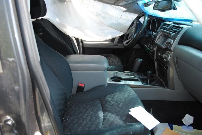 https://f005.backblazeb2.com/file/img-partshotlines-com/Inventory/EC176/Vehicle/86569_06.jpg