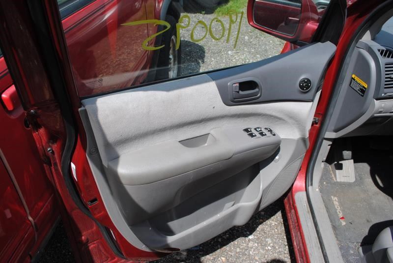 https://f005.backblazeb2.com/file/img-partshotlines-com/Inventory/EC176/Vehicle/86596_06.jpg