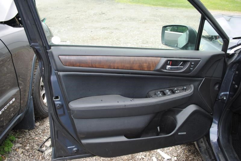 https://f005.backblazeb2.com/file/img-partshotlines-com/Inventory/EC176/Vehicle/87074_06.jpg