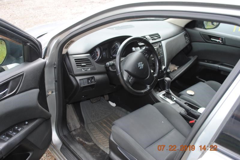 https://f005.backblazeb2.com/file/img-partshotlines-com/Inventory/EC176/Vehicle/88034_05.jpg