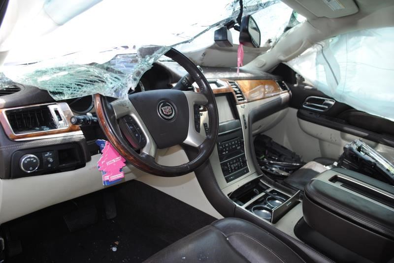 https://f005.backblazeb2.com/file/img-partshotlines-com/Inventory/EC176/Vehicle/89092_07.jpg