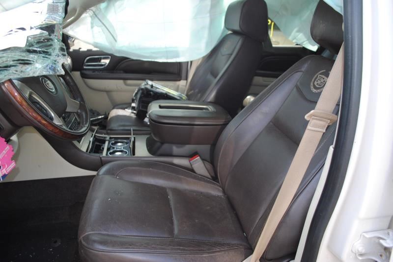https://f005.backblazeb2.com/file/img-partshotlines-com/Inventory/EC176/Vehicle/89092_09.jpg