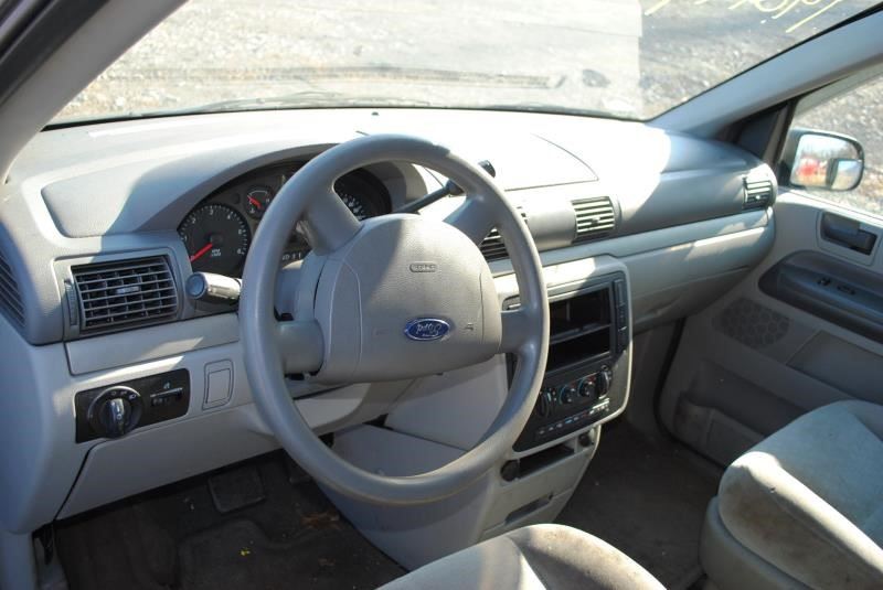 https://f005.backblazeb2.com/file/img-partshotlines-com/Inventory/EC176/Vehicle/89579_08.jpg