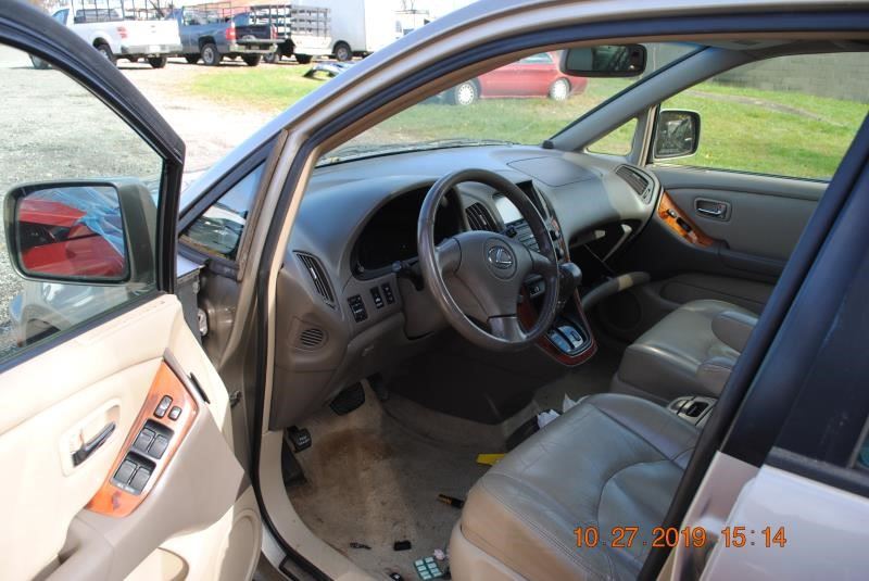 https://f005.backblazeb2.com/file/img-partshotlines-com/Inventory/EC176/Vehicle/89862_06.jpg