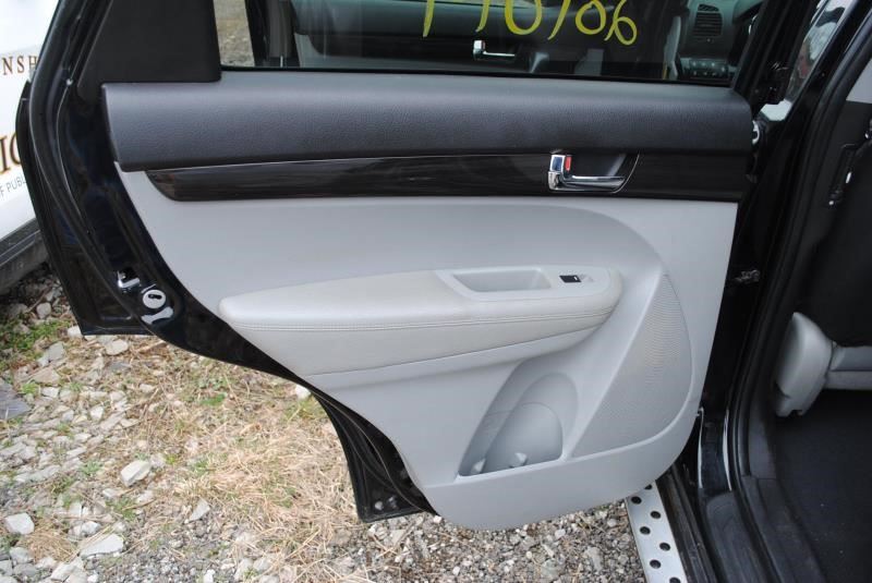 https://f005.backblazeb2.com/file/img-partshotlines-com/Inventory/EC176/Vehicle/92712_10.jpg