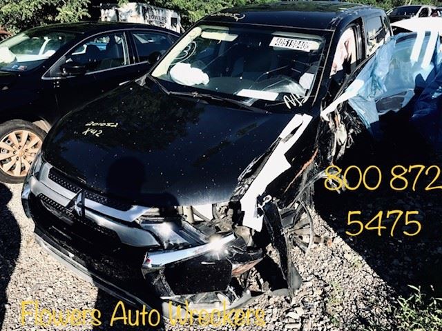 https://f005.backblazeb2.com/file/img-partshotlines-com/Inventory/EC176/Vehicle/95051_03.jpg